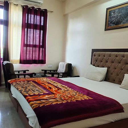 Hotel Amrapali Dzsaipur Kültér fotó